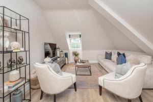 Galería fotográfica de Luxury 2 Bed Apartment - 28 mins train to London en Addlestone 1 fotos más