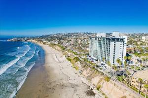 Gallery image of Pipeline 2 in San Diego