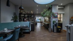 Predel za sedenje v nastanitvi Hôtel d'Orléans