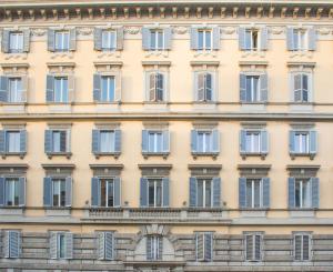The building in which a vendégházakat is located