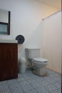 Hostelito Hotel的一间浴室
