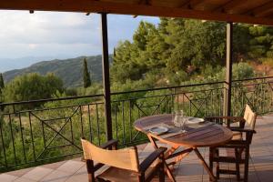 Gallery image of Κτήμα Φτελιά in Avérnai +10 photos