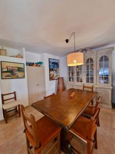 Gallery image of Casa Migjorn, immersa nella natura a pochi passi dal mare in Es Calo +20 photos