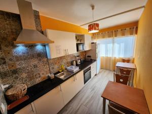 Kuchyň nebo kuchyňský kout v ubytování Casa do Sol Algarve