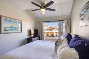 Ein Bett oder Betten in einem Zimmer der Unterkunft Gorgeous Catalina Island Condo with Golf Cart!