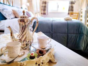Ένα ή περισσότερα κρεβάτια σε δωμάτιο στο Home Shabby