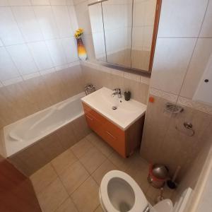 Club 218 Red Wellness Apartements 8600 Siófok, 83 Beszédes József sétány kép - 2