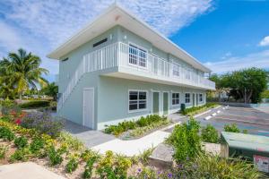 Building kung saan naroon ang holiday home