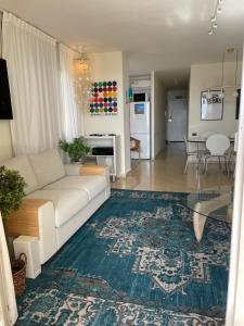 Posezení v ubytování EPIS - large luxury apartment with sea view
