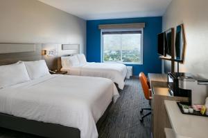 Postel nebo postele na pokoji v ubytování Holiday Inn Express Lewiston by IHG