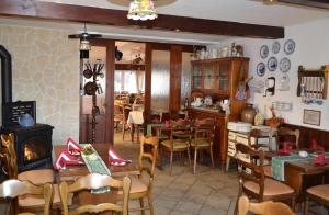 Ресторан / где поесть в Hotel & Restaurant Zur Linde