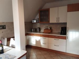 Ett kök eller pentry på Apartment in the Eichengrund