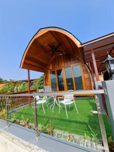 Zahrada ubytování Seaview Eagles Nest Cabins