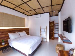 Postel nebo postele na pokoji v ubytování Azul de Panglao Hotel