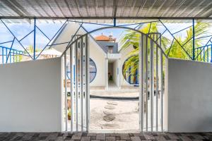 Anny Guesthouse by ecommerceloka的阳台或露台