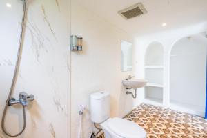Anny Guesthouse by ecommerceloka的一间浴室