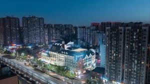 Pohľad z vtáčej perspektívy na ubytovanie Nihao Hotel Chengdu Panda Base Jinhua Temple Metro Station