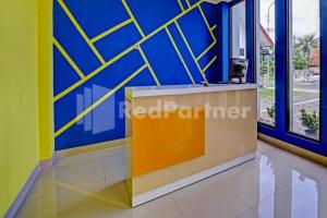 Fotografija v galeriji nastanitve Hotel Andono near YIA Mitra RedDoorz v mestu Yogyakarta