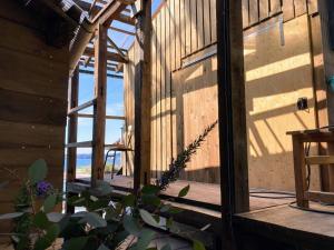 Svalir eða verönd á Lemon tree hotel