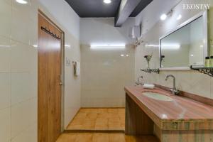 Koupelna v ubytování EKOSTAY- Deltin Villa