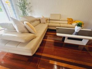 Imagen de la galería de Entire 2 Attached Duplex Unit, 15ppl, en Maryborough