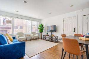 Gallery image of Apartment by the lake in Chicago