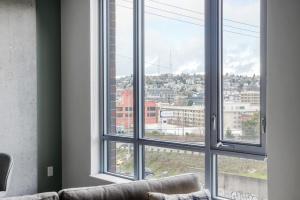 Gallery image of Blueground S Lake Union mntn views nr grocers SEA-711 in Seattle
