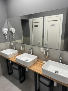 Bilik mandi di Green Hostel Katowice - 24h Parking