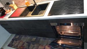 A kitchen or kitchenette at il Biscottino