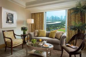A seating area at Hotel Mulia Senayan, Jakarta