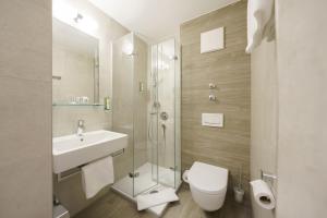 Koupelna v ubytování Hotel Hiller in Abstatt