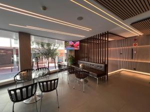 TV a/nebo společenská místnost v ubytování Hotel Montesol Benidorm