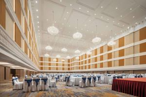 Restaurace v ubytování Wyndham Grand Zhaoqing Downtown