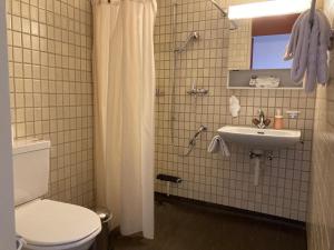 Koupelna v ubytování zentrumRANFT Seminarhaus - Haus der Stille