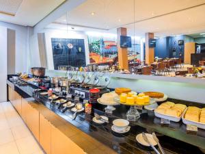 Comida no hotel ou em algum lugar perto