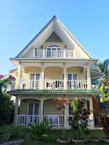Hoone, kus villa asub