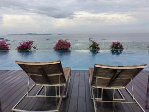 Fotografie z fotogalerie ubytování 芭提雅网红海滩公寓/家电齐全/楼顶泳池/健身房 v destinaci Pattaya Central