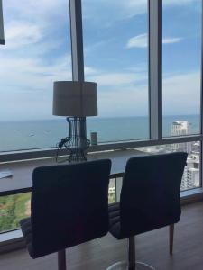 Fotografie z fotogalerie ubytování 芭提雅网红海滩公寓/家电齐全/楼顶泳池/健身房 v destinaci Pattaya Central