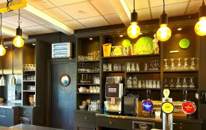 Salone o bar di ibis Luxembourg Sud
