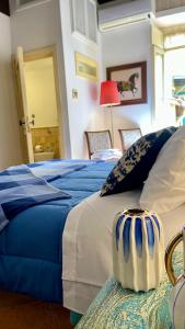 Posteľ alebo postele v izbe v ubytovaní Trevi fountain apartment