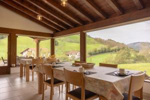 A general mountain view or a mountain view taken from the country house Még 10 kép