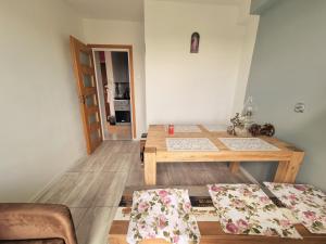 Posezení v ubytování u Ewy apartament z balkonem dla 3 osób 2pokoje