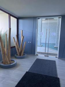 Piscina di Departamentos Mednav Montemar & Spa o nelle vicinanze