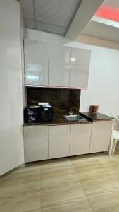 Una cocina o cocineta en Namoh studio and apartment