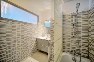 Ένα μπάνιο στο Mary - Terrasse - Moderne - VCA +16 φωτογραφίες