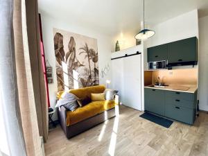 Kuhinja oz. manjša kuhinja v nastanitvi Studio centre, calme, vrai cocon.