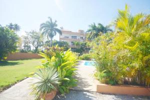 Swimmingpoolen hos eller tæt på Proche de tout, joli appartement