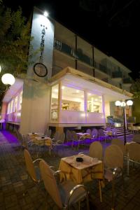 Restaurace v ubytování Hotel Atlantic