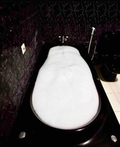 Koupelna v ubytování ST Beach Villa