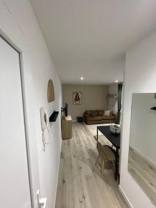 Φωτογραφία από το άλμπουμ του Appartement(g)T2 bien aménagé ! σε Le Teil